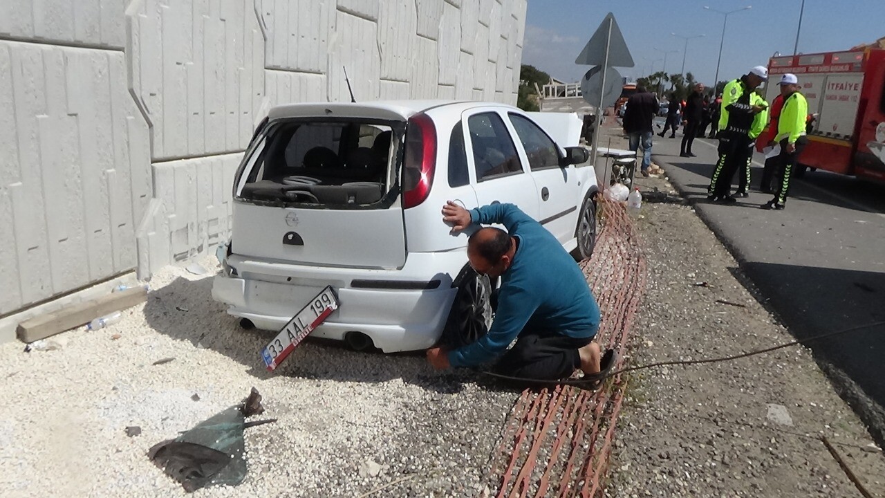 Mersin'de meydana gelen trafik kazasında 1 kişi öldü, 3 kişi yaralandı